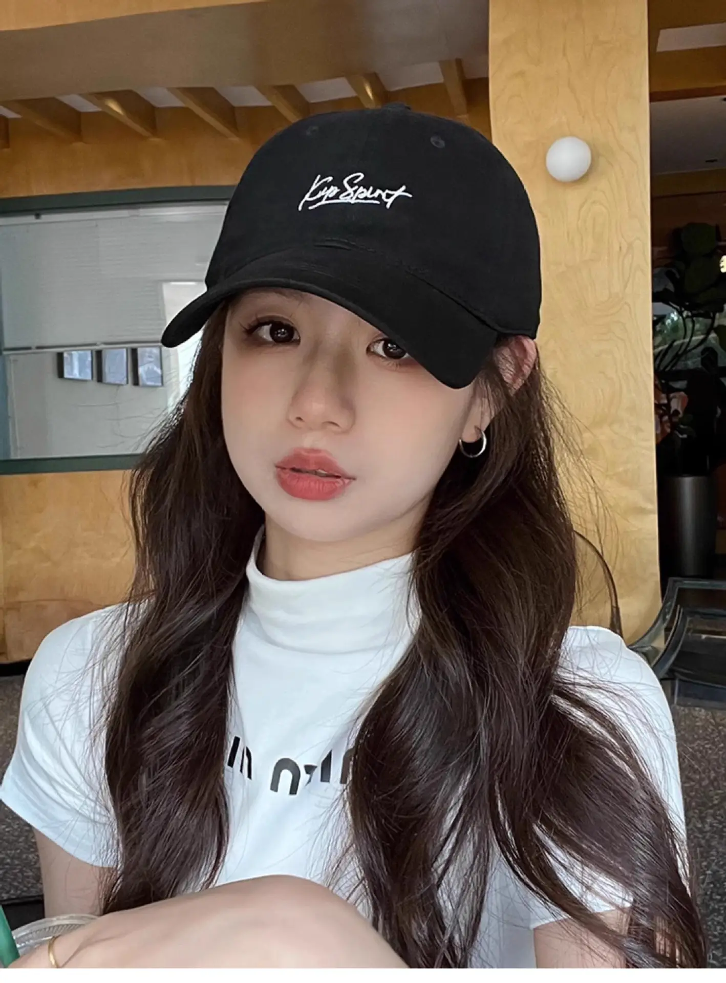 Korean Embroidered Black Baseball Cap for Women — feature 5