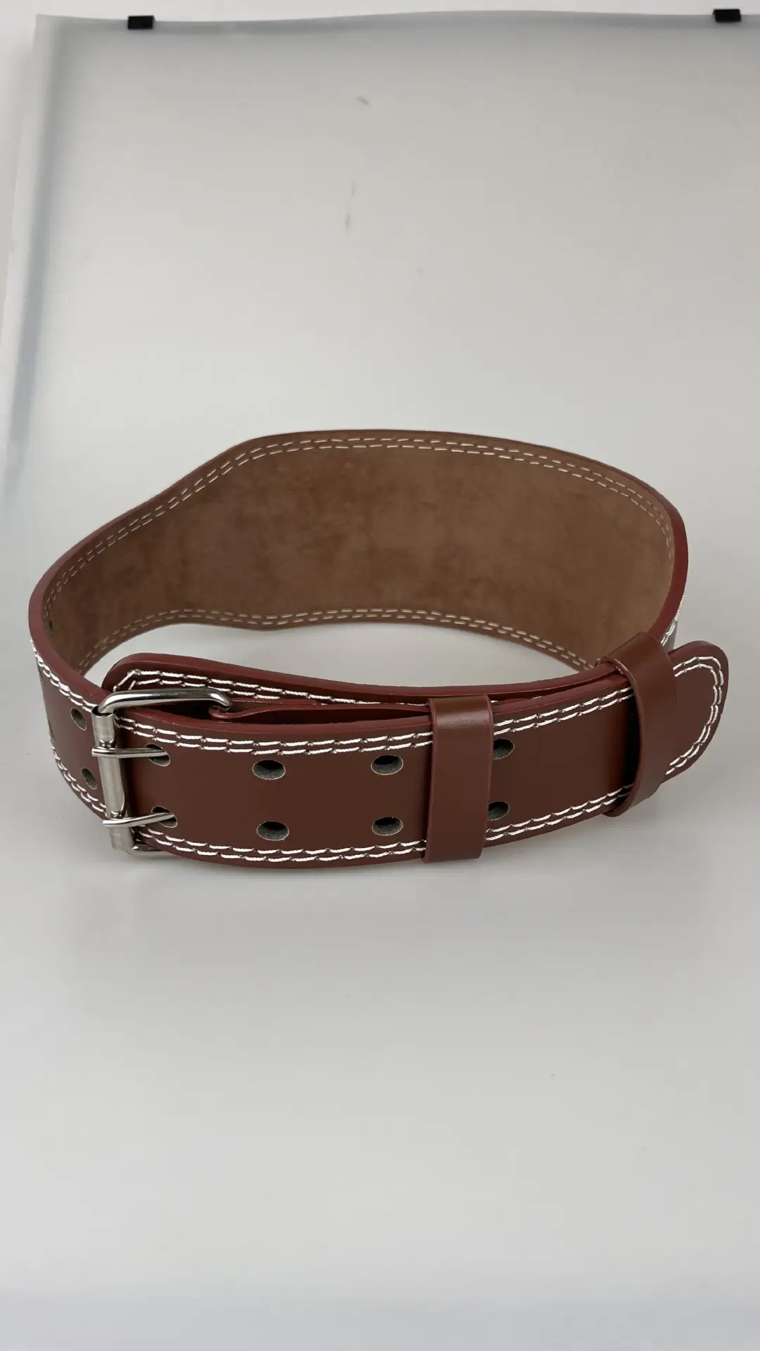 Red Fitness Waist Belt for Squat & Pulls — feature 3