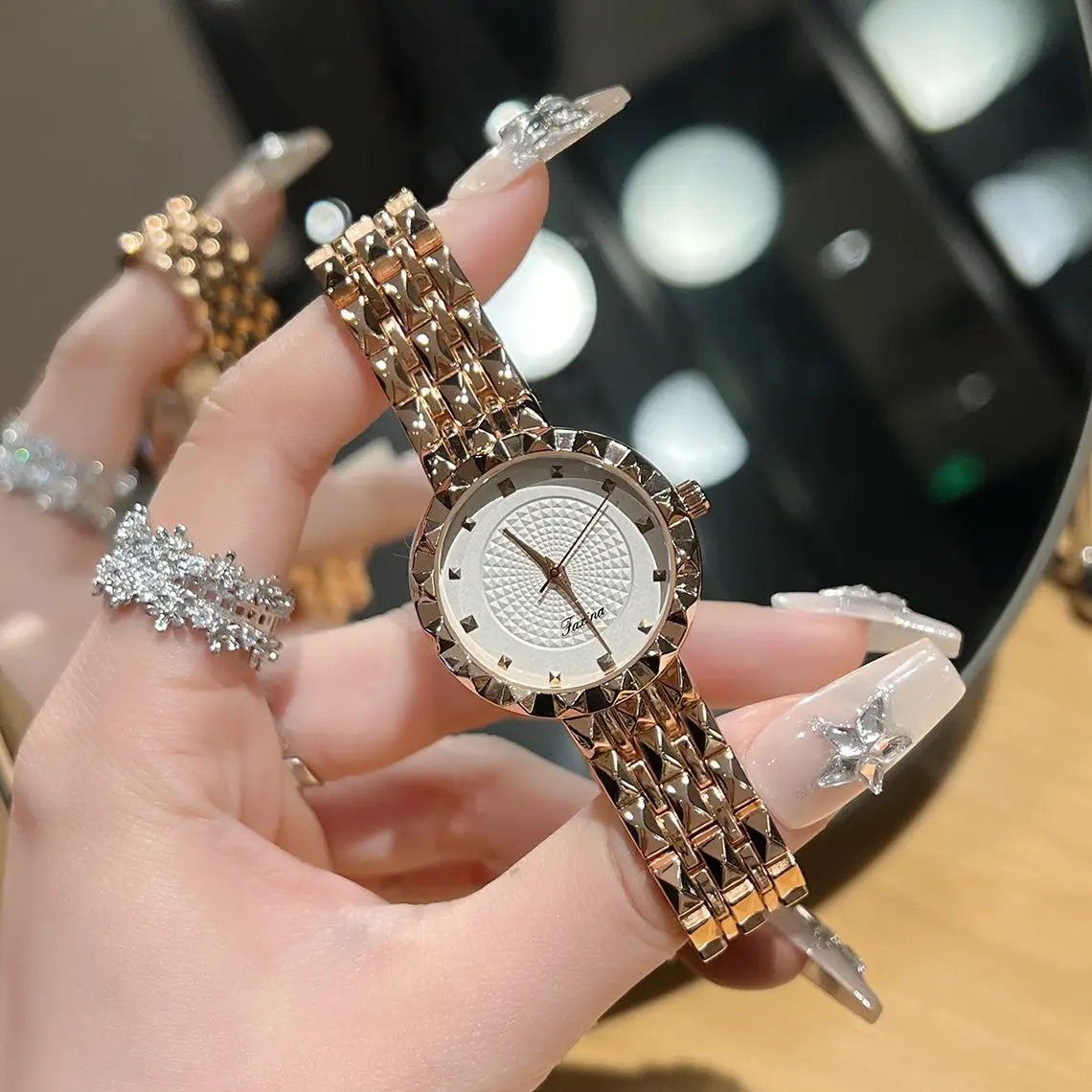 Women's Gold Quartz Waterproof Wristwatch with Steel Strap - Image 4