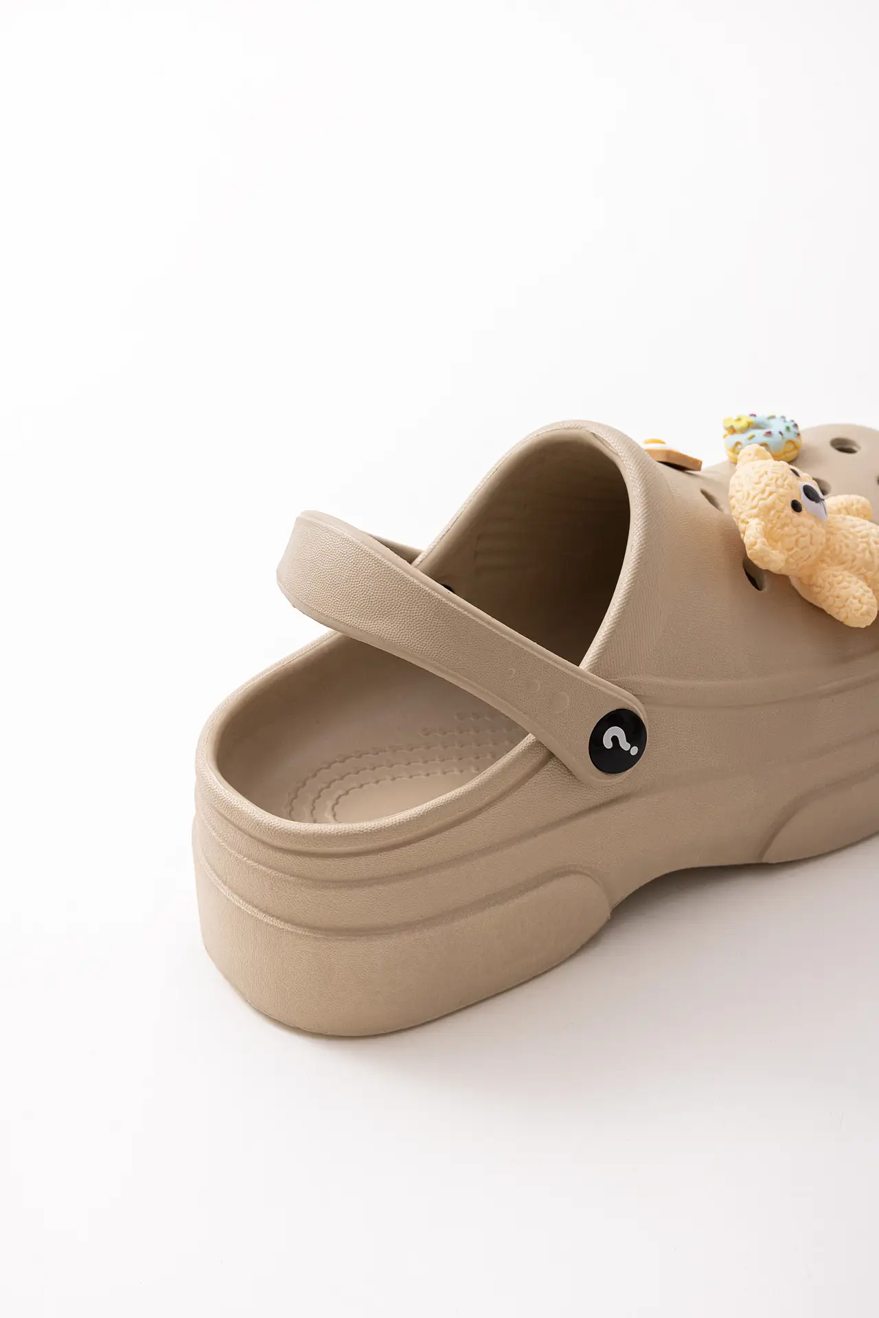 New Ladies Hole Shoes Ultra Light Elastic White — feature 29