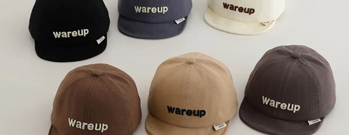 Baby Hat with Korean Letter "Wareup" Beige — feature 2