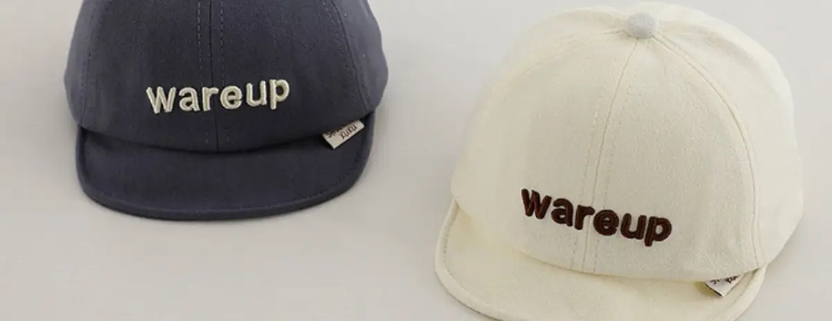 Baby Hat with Korean Letter "Wareup" Beige — feature 5