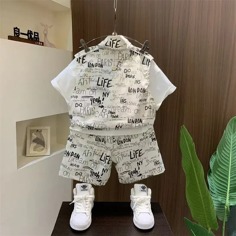 Boys' New Korean Style 2-Piece Summer Suit White Printed - Image 3