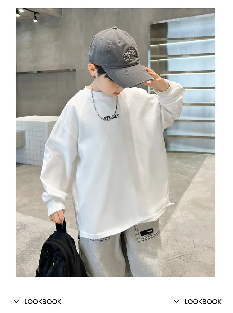 Kids White Graphic Track Suit 2026 Spring Set — feature 9