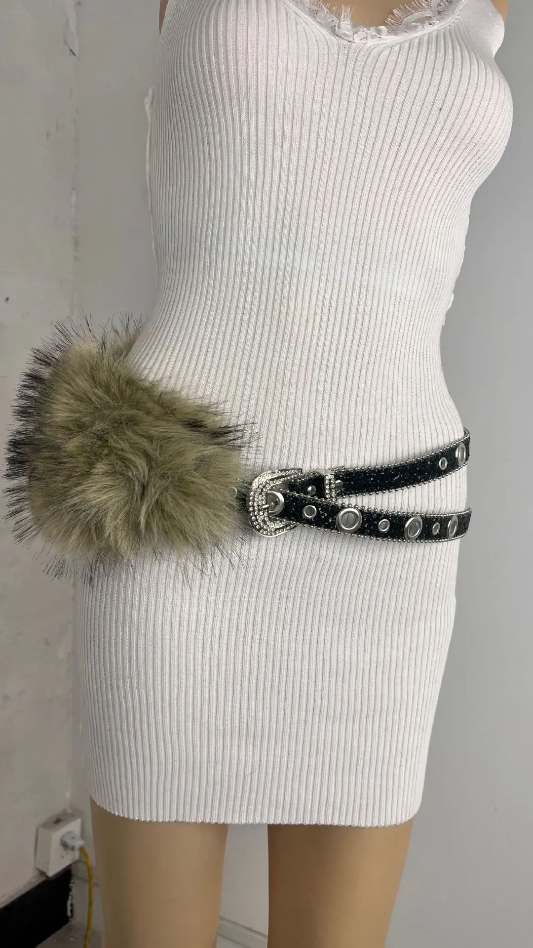 Faux Fur Pin Belt for Women New Y2K — feature 5