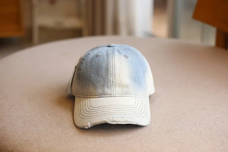 Washed Denim Hole Tie-Dye Baseball Hat Men Women Casual All-match — feature 3