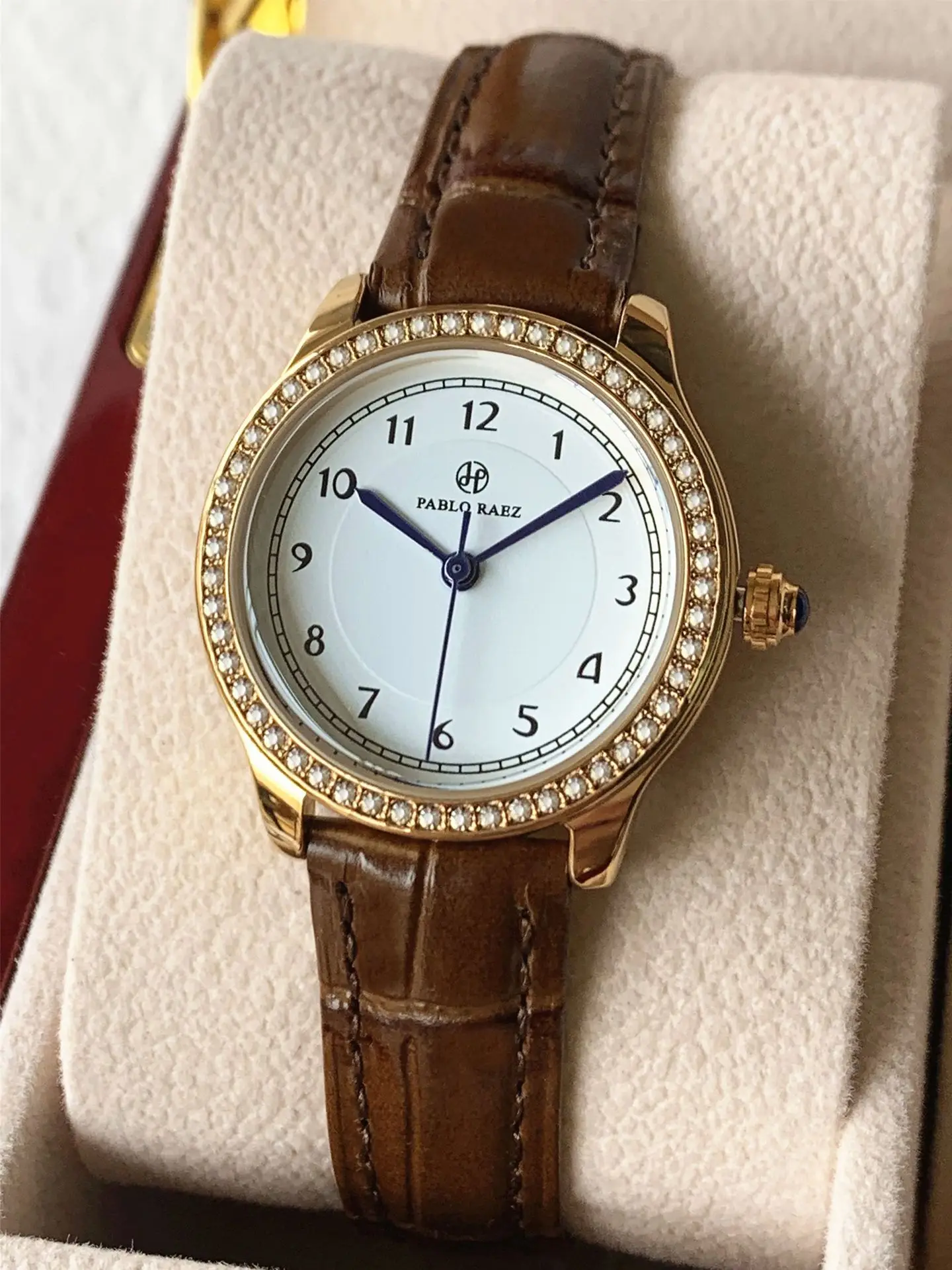 Small Round Rhinestone Ladies Watch Black Leather Strap — feature 17