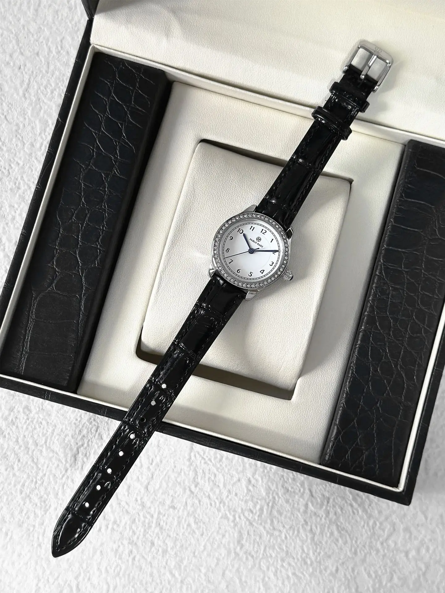 Small Round Rhinestone Ladies Watch Black Leather Strap — feature 6