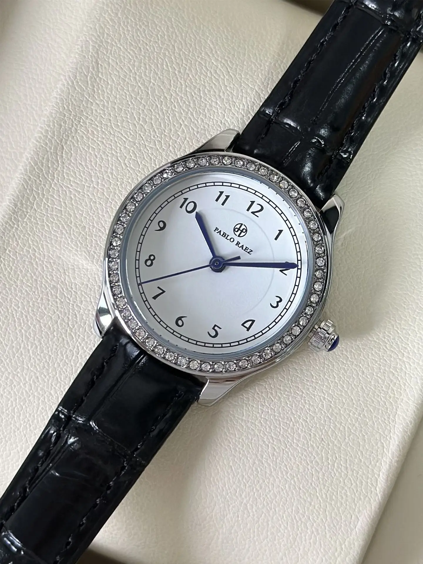Small Round Rhinestone Ladies Watch Black Leather Strap — feature 7