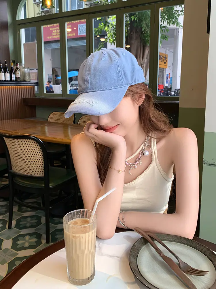 White Cotton Retro Hole Baseball Cap for Women Men — feature 9