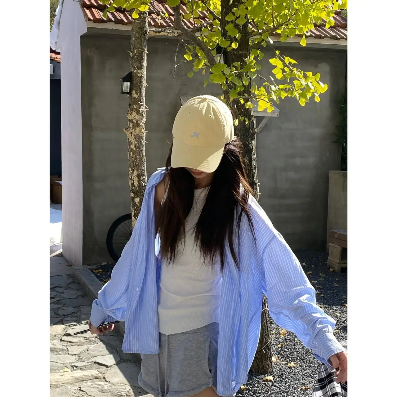 Beige Baseball Cap with Letter Logo for Women - Image 7