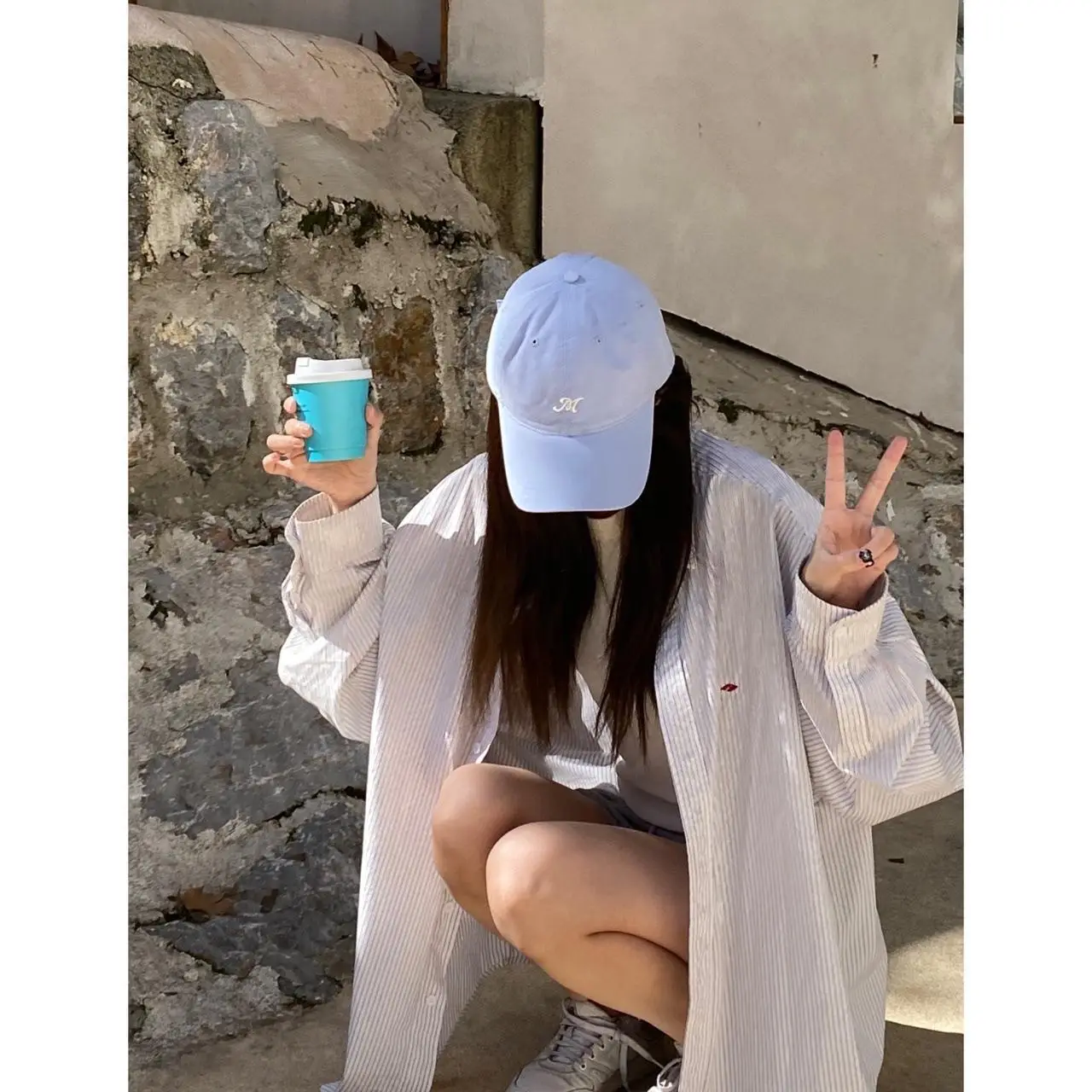 Beige Baseball Cap with Letter Logo for Women - Image 9
