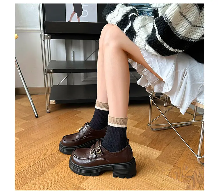 Women's Brown Leather Shoes with Metal Buckle Spring 2025 — feature 10