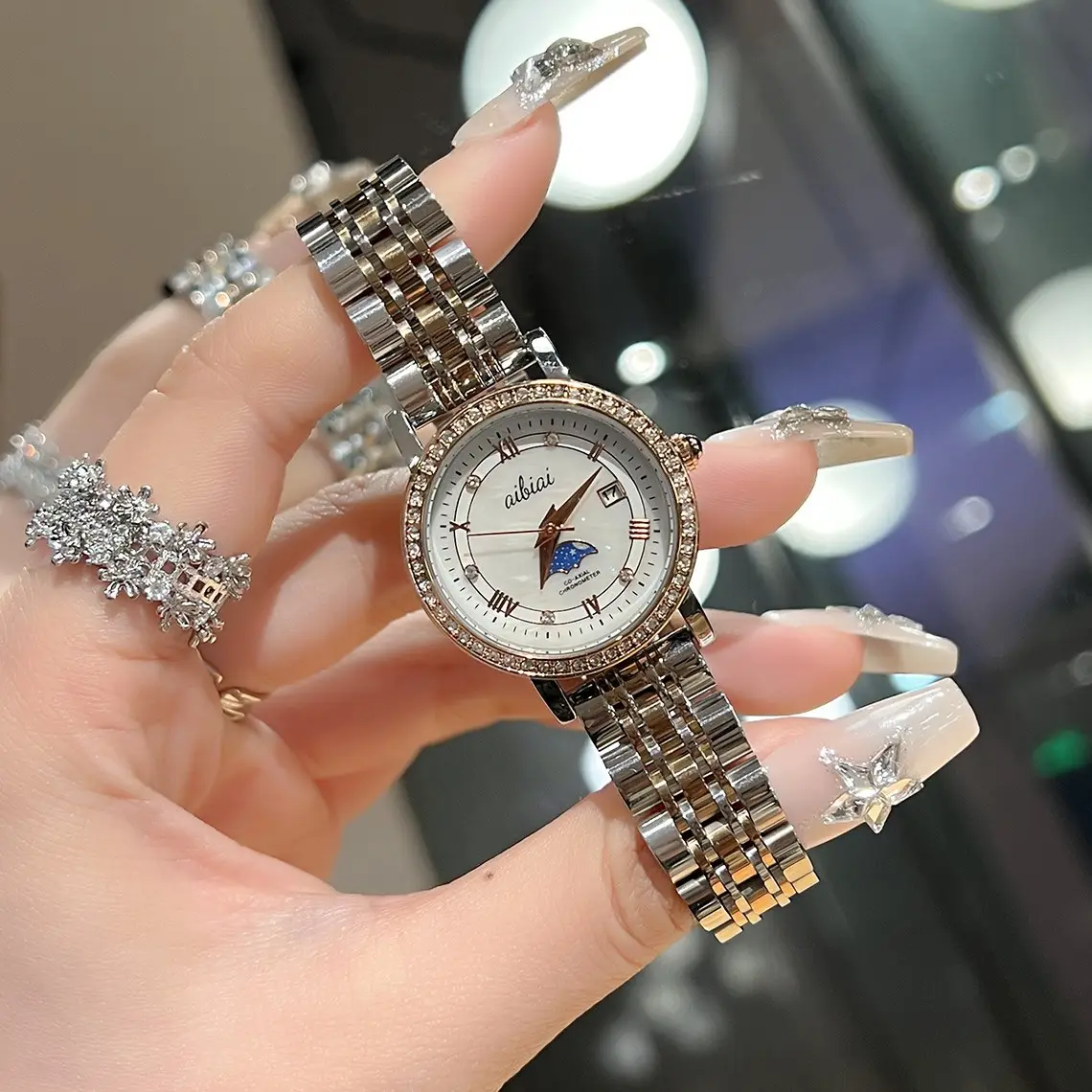 Women's Quartz Watch with Gemstone Dial & Gold Bracelet - Image 4