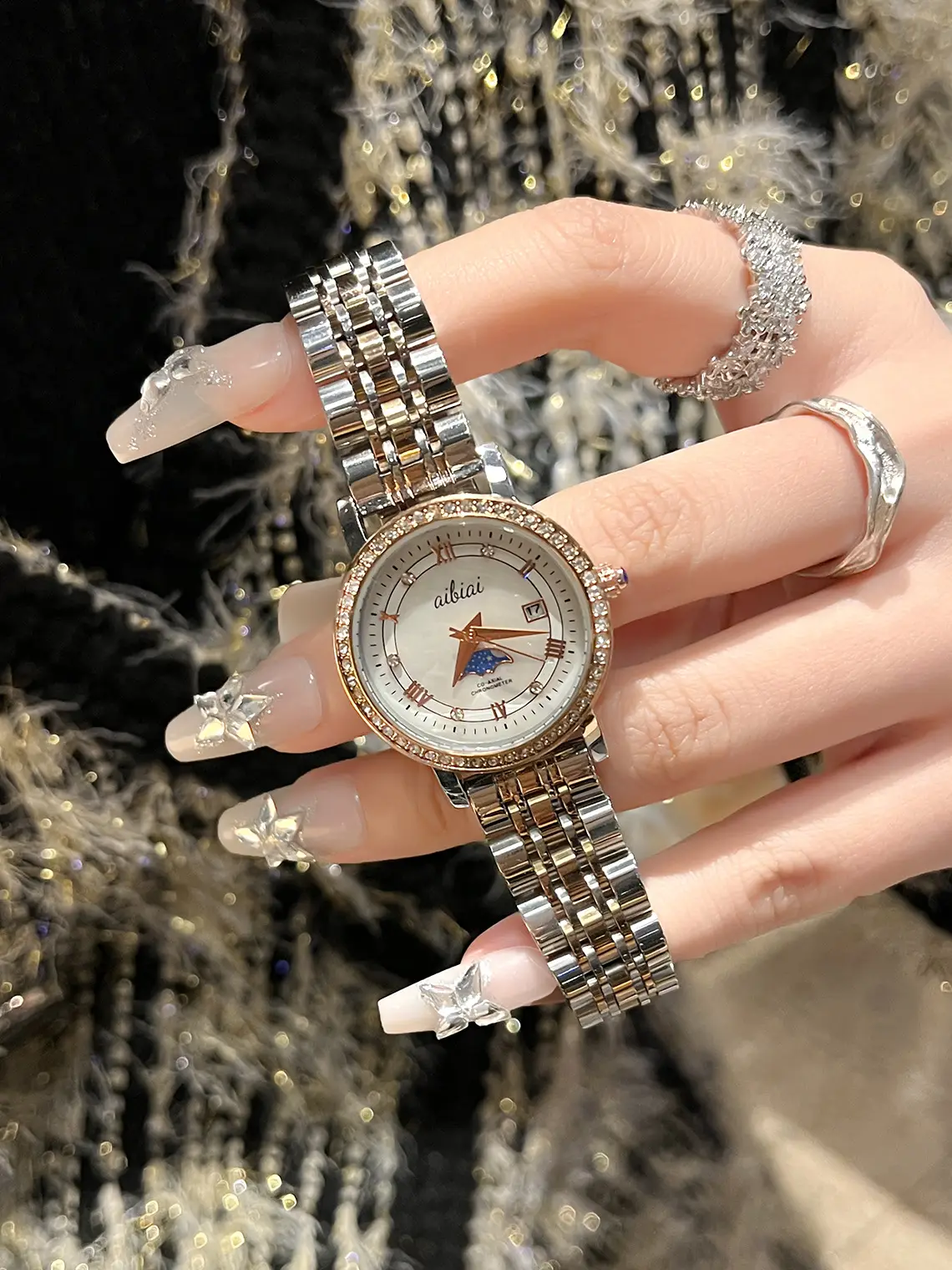 Women's Quartz Watch with Gemstone Dial & Gold Bracelet — feature 6
