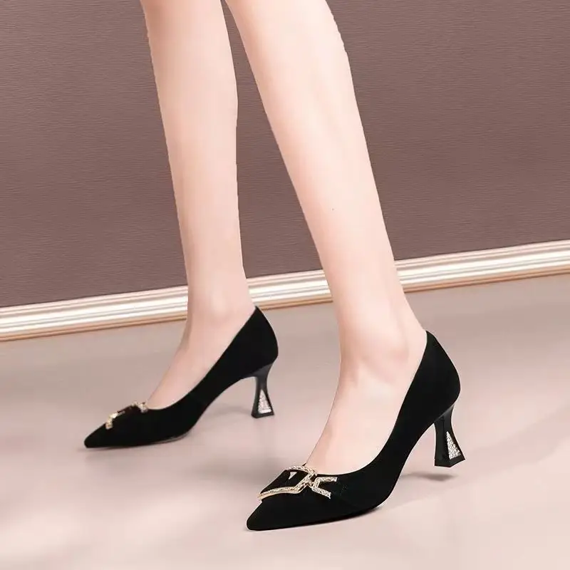 2026 Spring and Autumn New Design Niche Rhinestone Pointed Toe Stiletto Pumps Slimming Shallow High Heels Women's Dress Shoes - Image 3