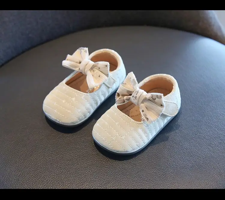 Baby Bow Shoes White Sparkly Spring Autumn — feature 14