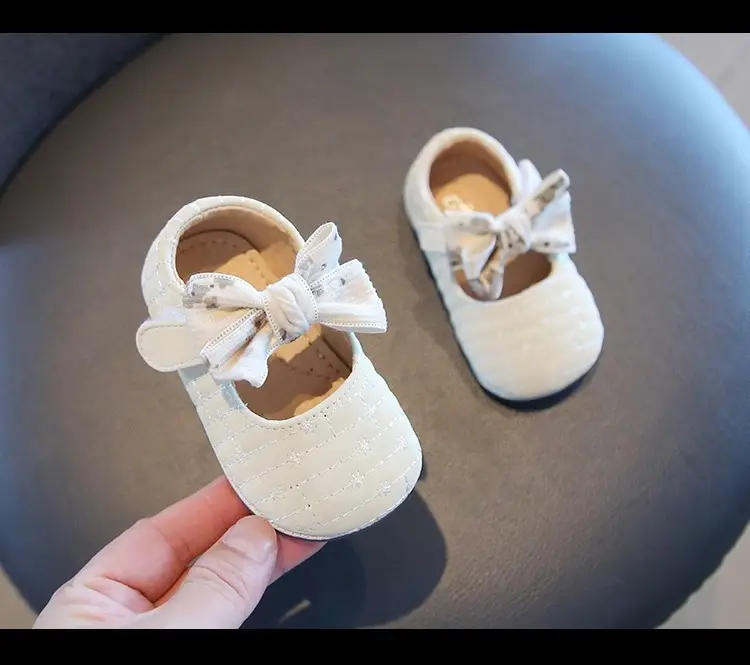 Baby Bow Shoes White Sparkly Spring Autumn — feature 16