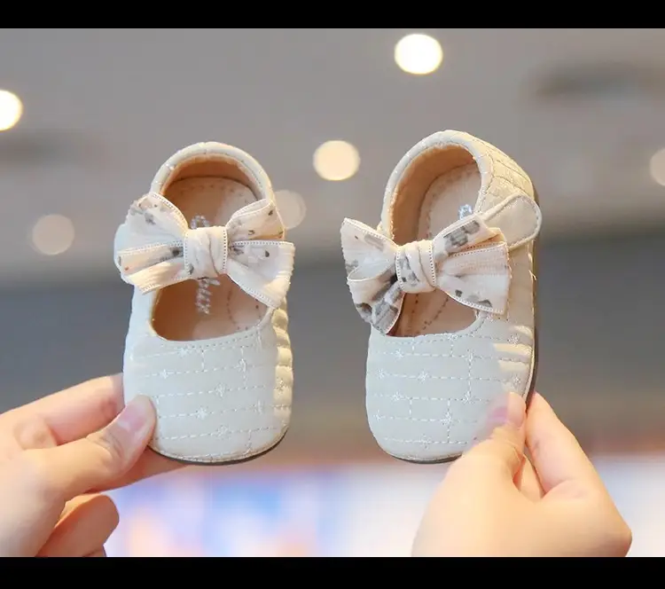 Baby Bow Shoes White Sparkly Spring Autumn — feature 17