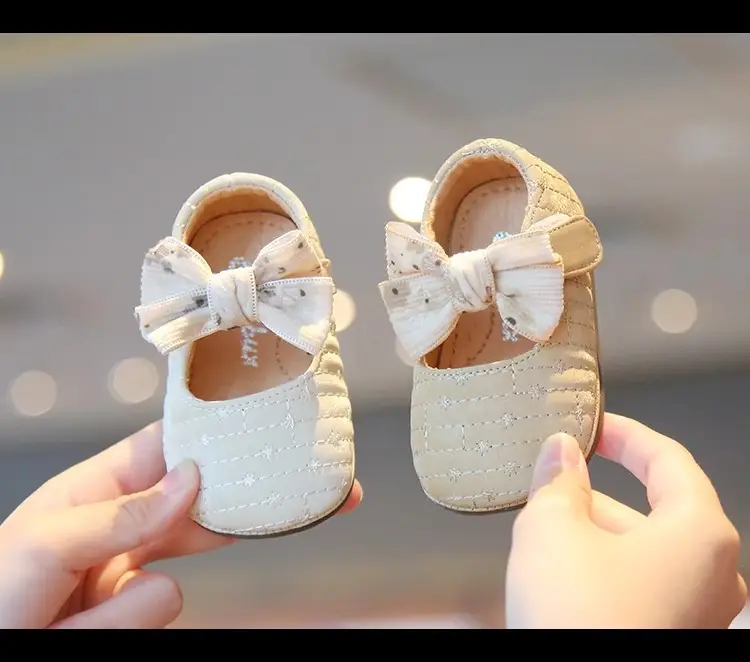 Baby Bow Shoes White Sparkly Spring Autumn — feature 20