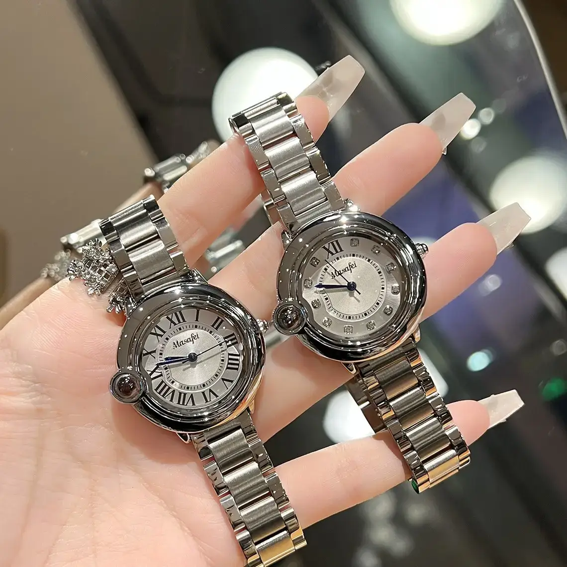 Women's Stainless Steel Quartz Watch with Diamond Dial