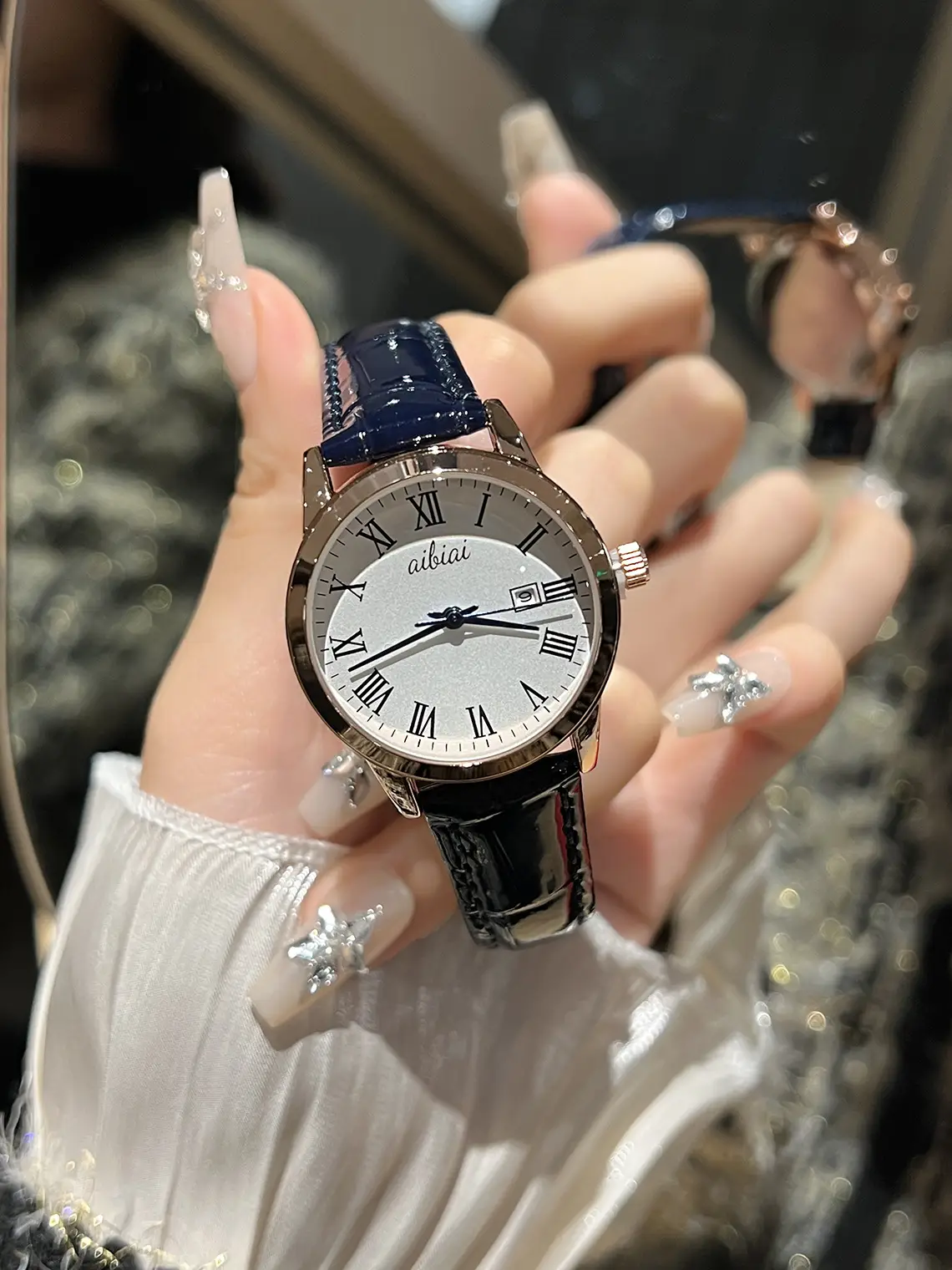Women's Cross-Border Quartz Watch with Diamond Ring — feature 5