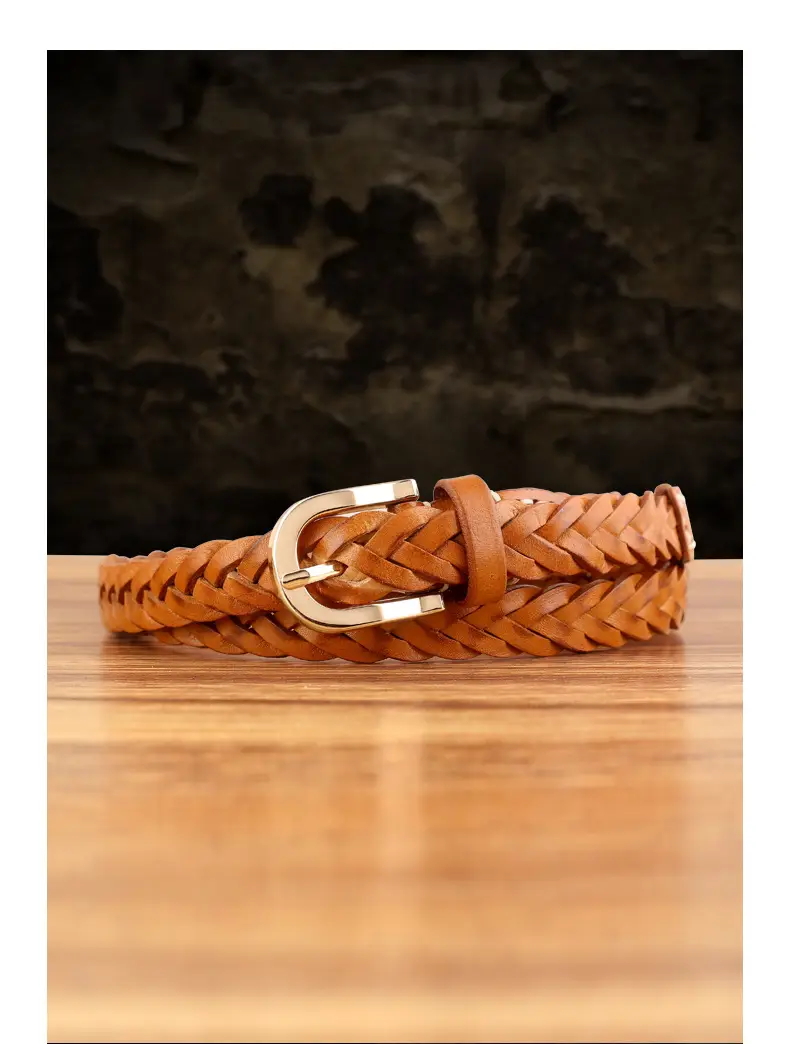 2025 New Black Handwoven Cowhide Belt with Retro Buckle — feature 17
