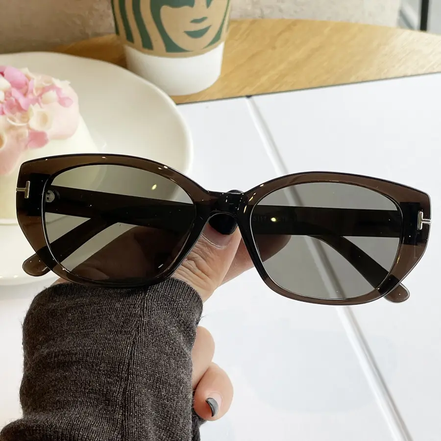 2025 New Retro UV400 Polarized Sunglasses for Men Women