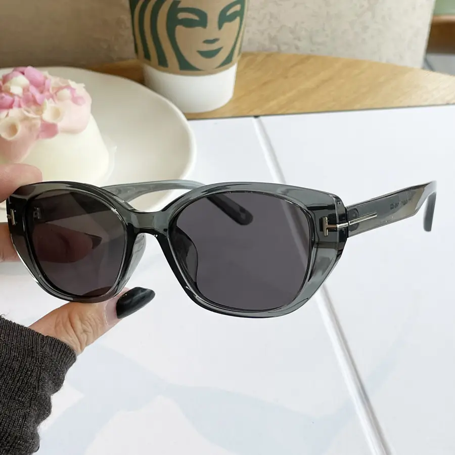 2025 New Retro UV400 Polarized Sunglasses for Men Women
