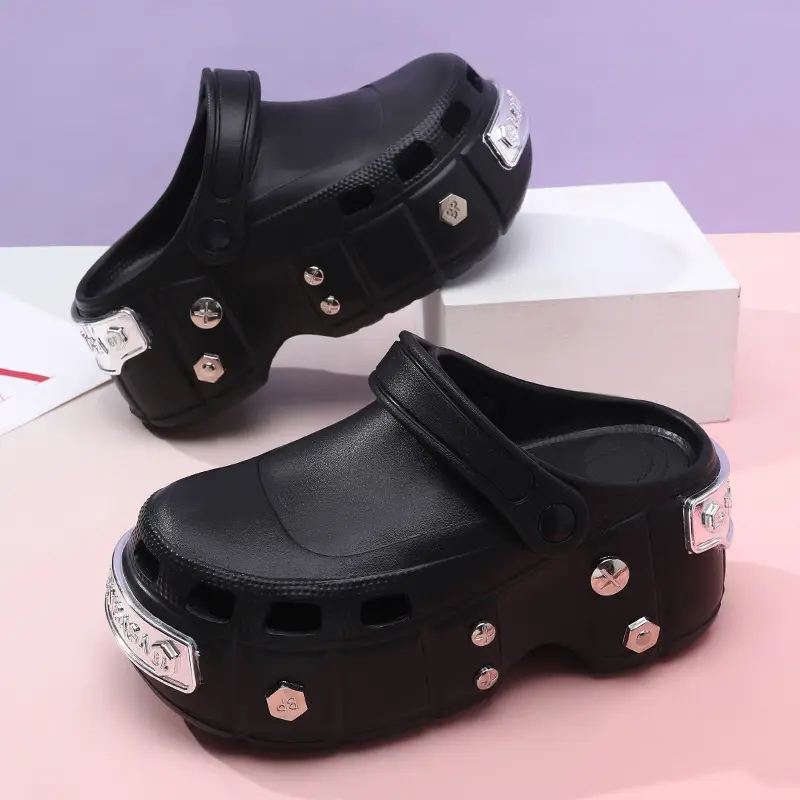 EVA Height-raising Women's Summer Hole Shoes Metal Design Slippers Breathable Outer Wear Beach Wear-resistant Non-slip Baotou Slippers - Image 4