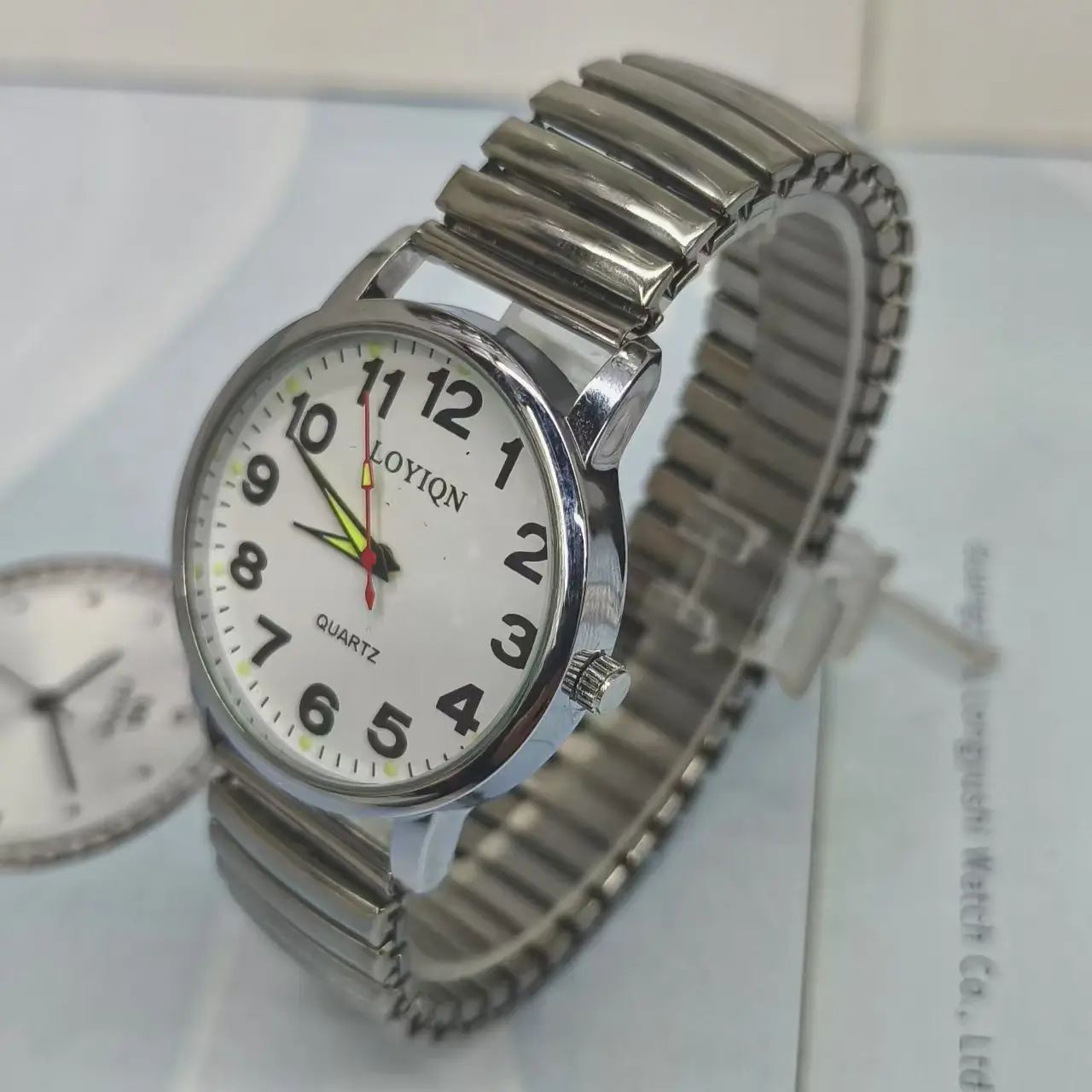 Loyton Gold Digital Watch for Men Women Elderly - Image 5