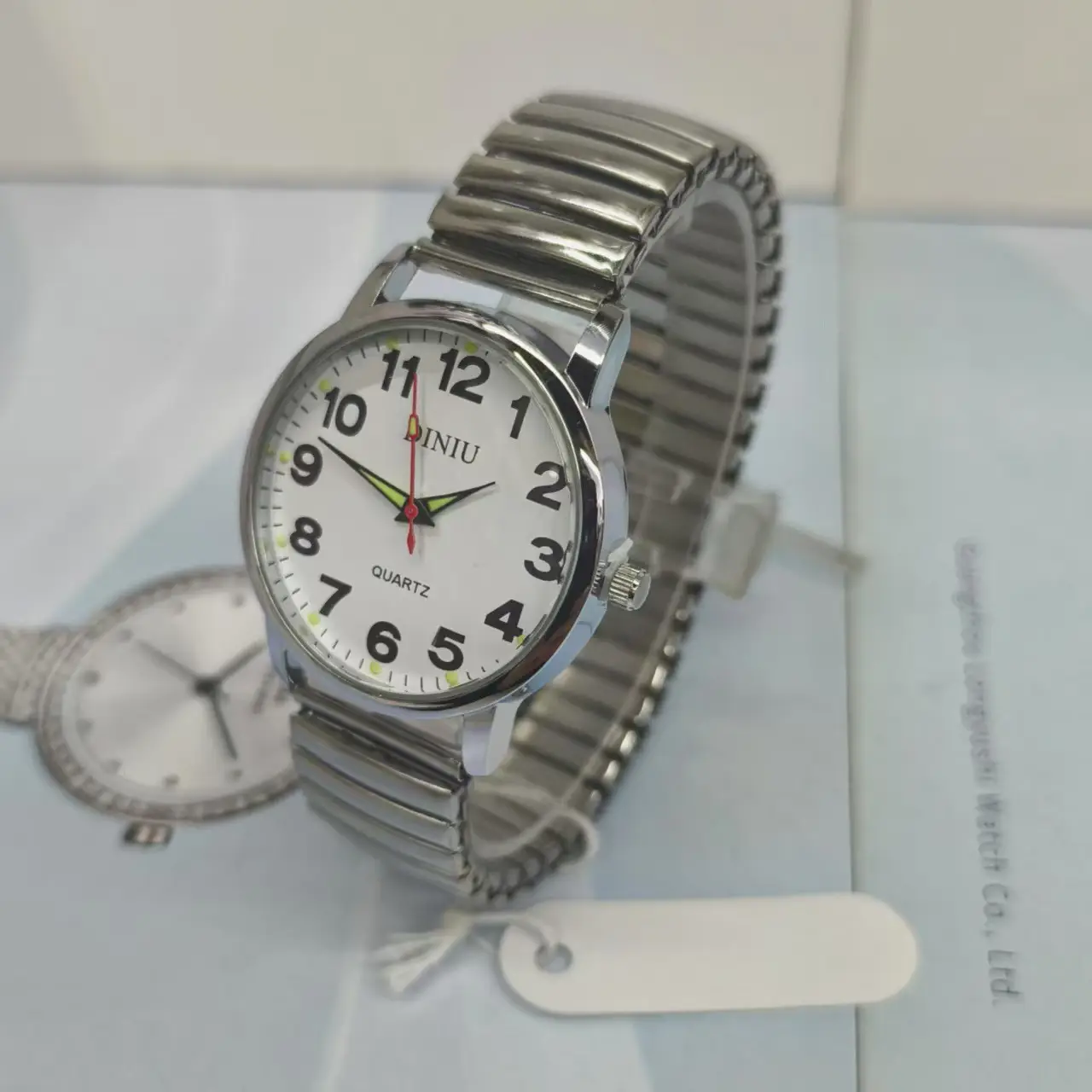 Loyton Gold Digital Watch for Men Women Elderly - Image 7