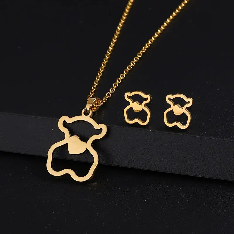 Five-Pointed Star Earrings Necklace Gold Titanium — feature 9