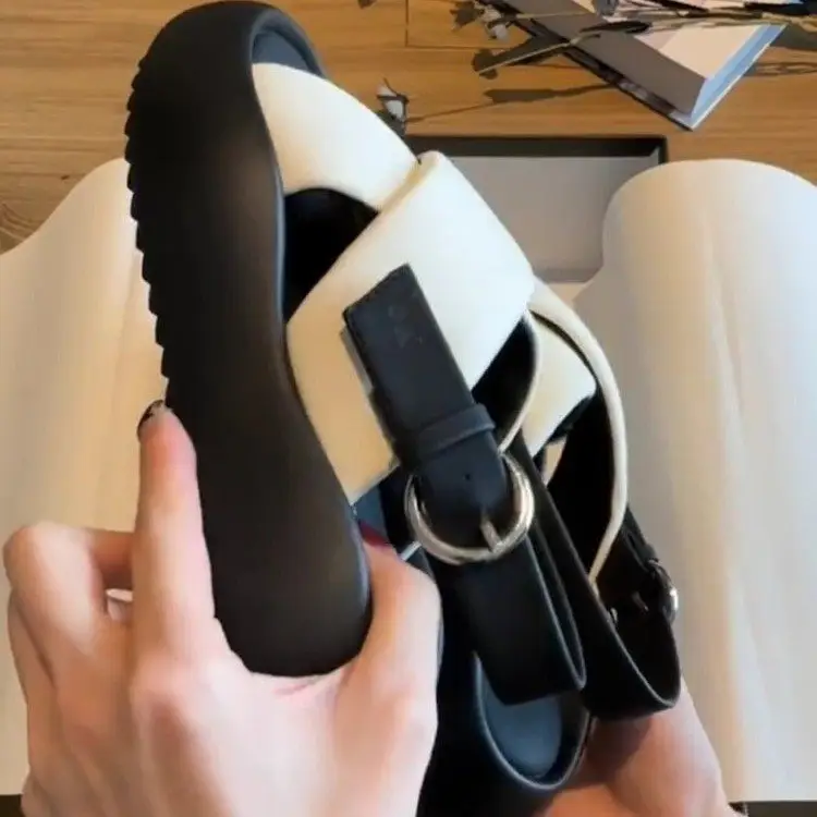 Internet Celebrity Sandals Fairy Style 2025 Summer New Student All-match Thick Bottom Platform Roman Beach Shoes Ins Trendy - Image 5