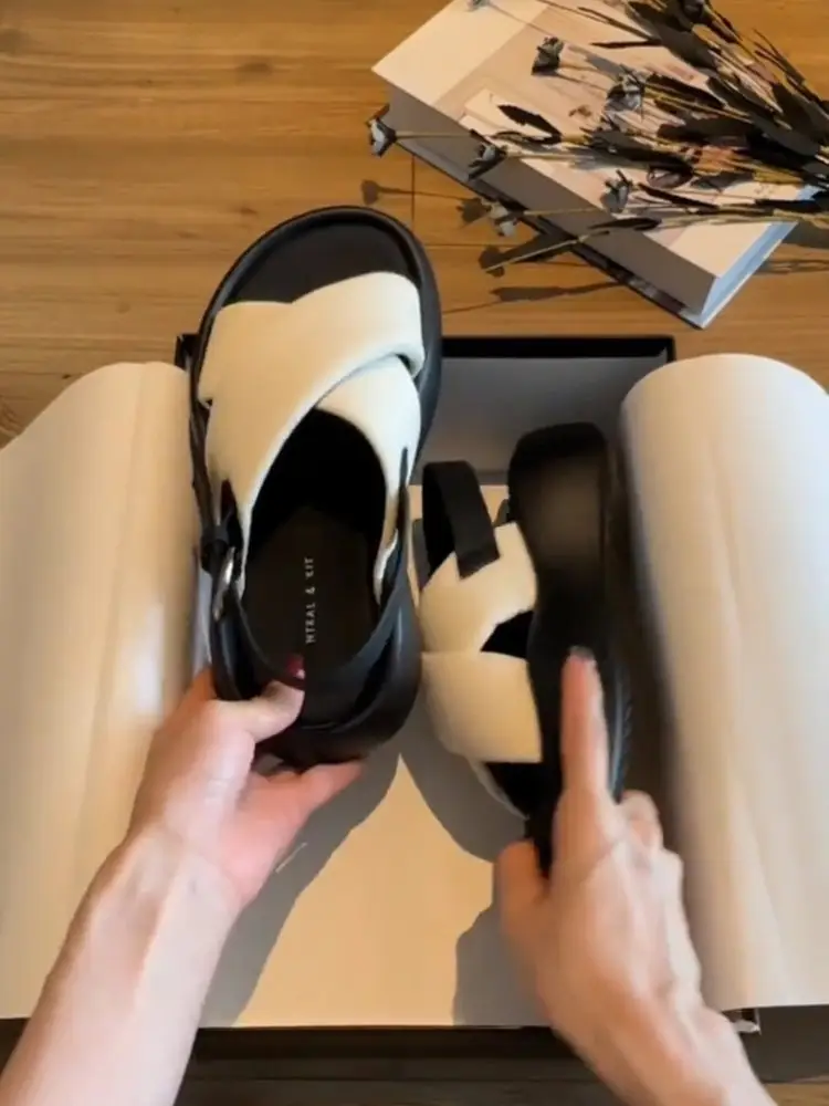 Internet Celebrity Sandals Fairy Style 2025 Summer New Student All-match Thick Bottom Platform Roman Beach Shoes Ins Trendy — feature 7