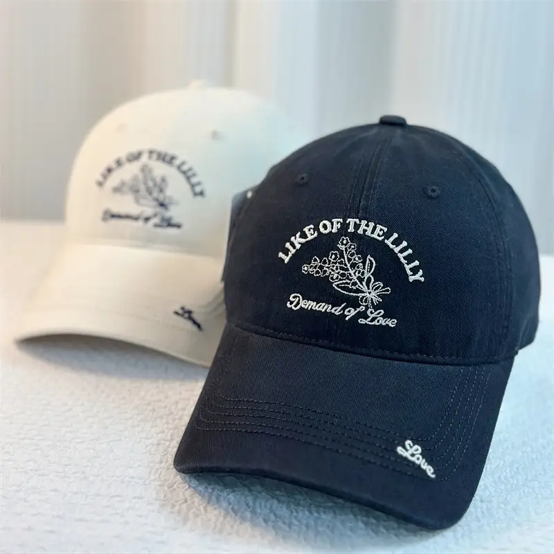 Unisex Retro Embroidered Baseball Cap Deep Red Mountaineering Sunshade - Image 9