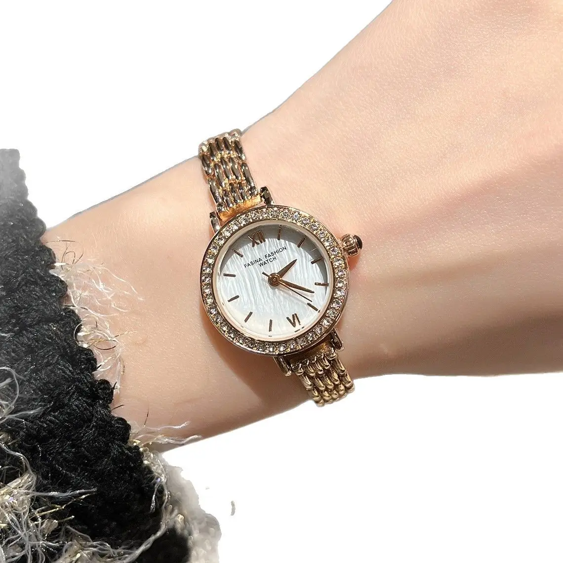 Small Gold Diamond Watch for Women Elegant Luxury - Image 7