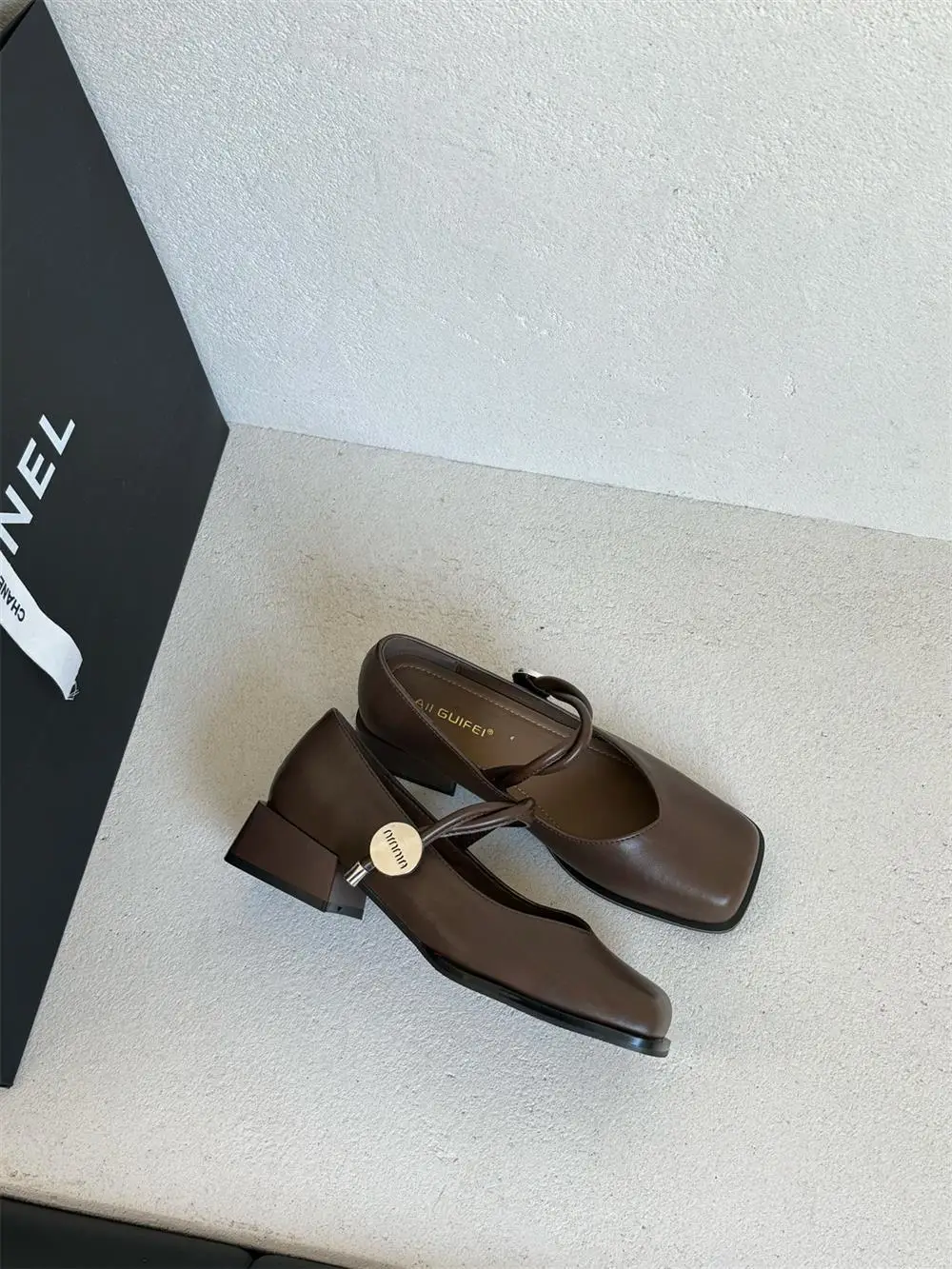 2025 Spring New Retro Square Toe Thick Heeled Mary Jane Shoes Women's Shoes Fairy Style Gentle Slip-on Shoes — feature 14