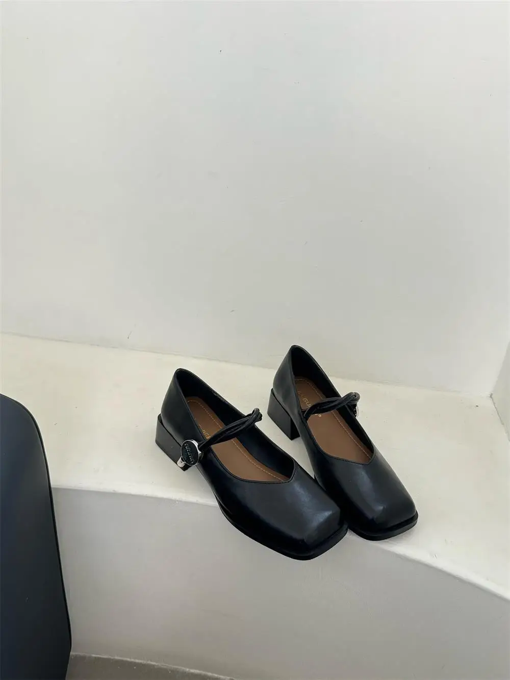 2025 Spring New Retro Square Toe Thick Heeled Mary Jane Shoes Women's Shoes Fairy Style Gentle Slip-on Shoes — feature 17