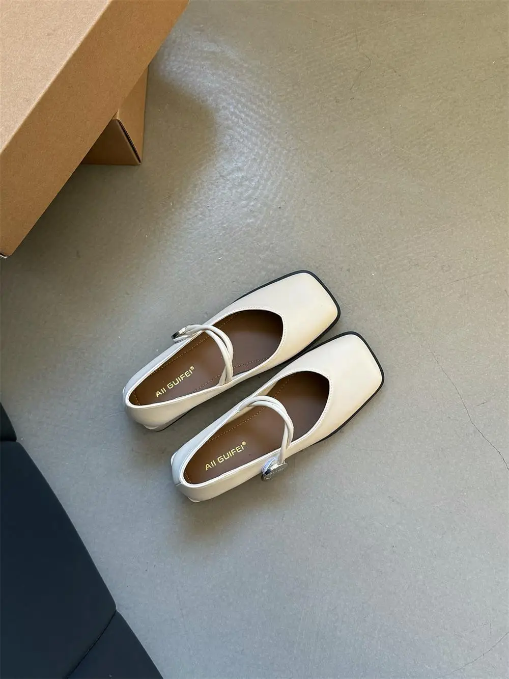 2025 Spring New Retro Square Toe Thick Heeled Mary Jane Shoes Women's Shoes Fairy Style Gentle Slip-on Shoes — feature 19