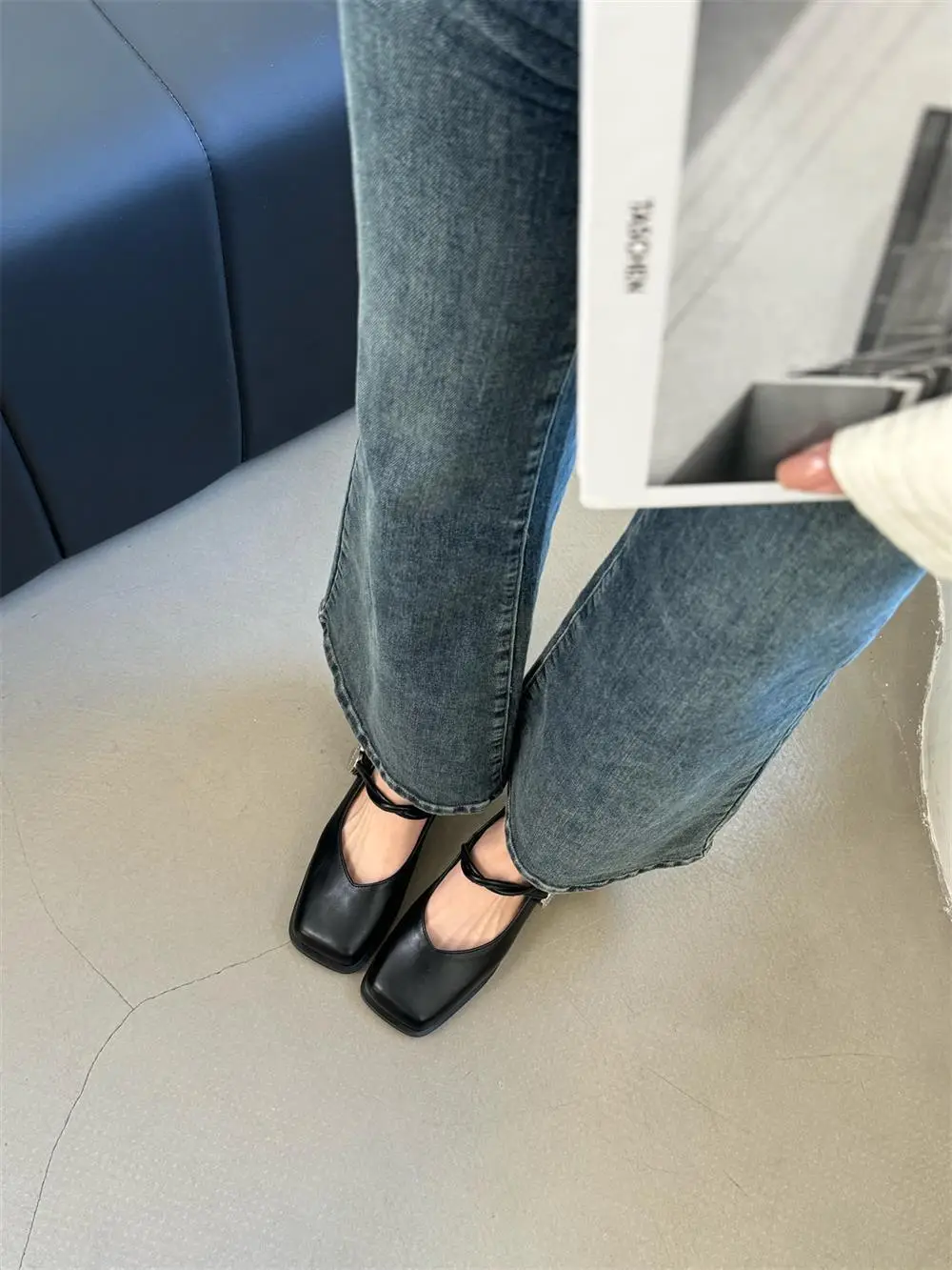 2025 Spring New Retro Square Toe Thick Heeled Mary Jane Shoes Women's Shoes Fairy Style Gentle Slip-on Shoes — feature 3