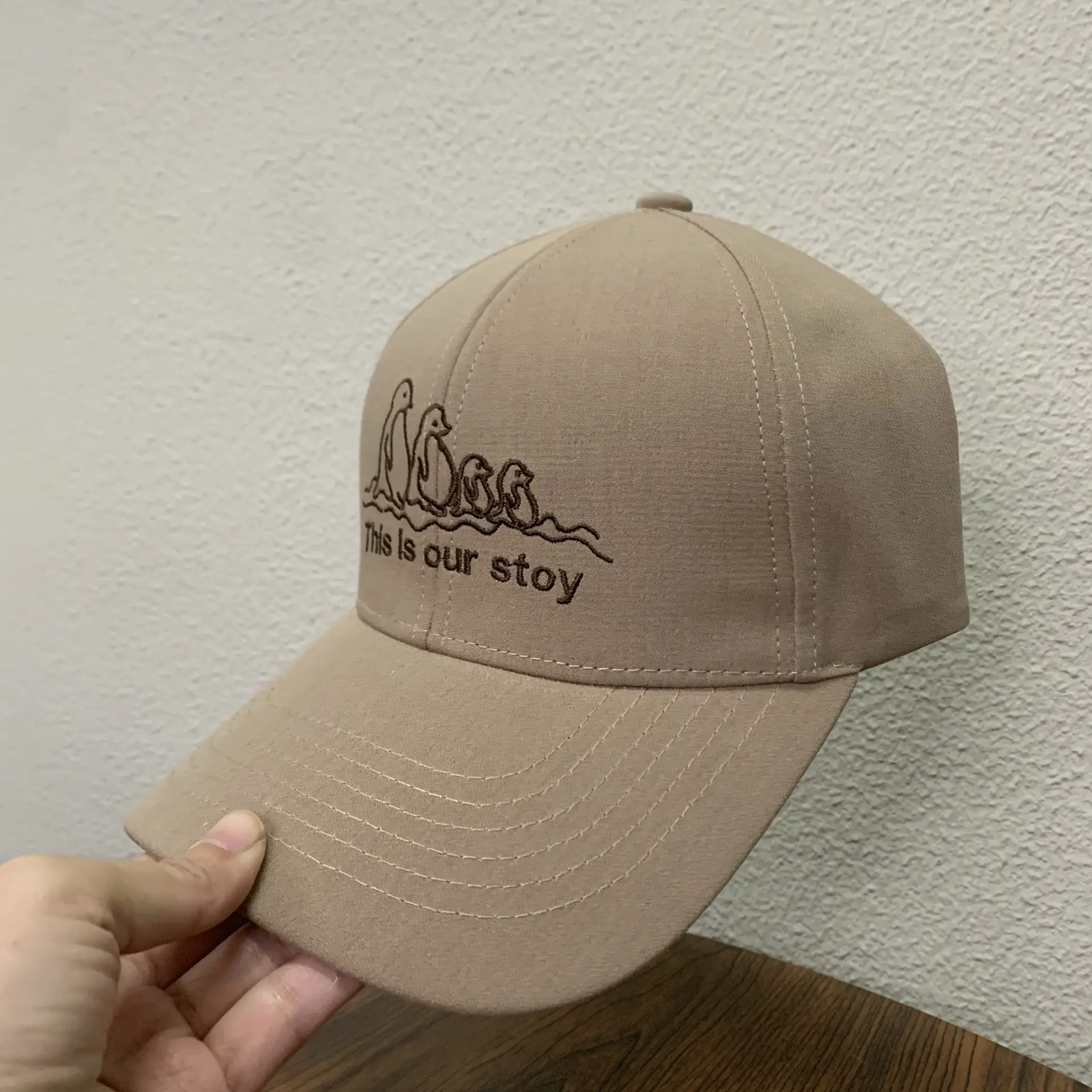 Women Black Embroidered Baseball Cap 2025