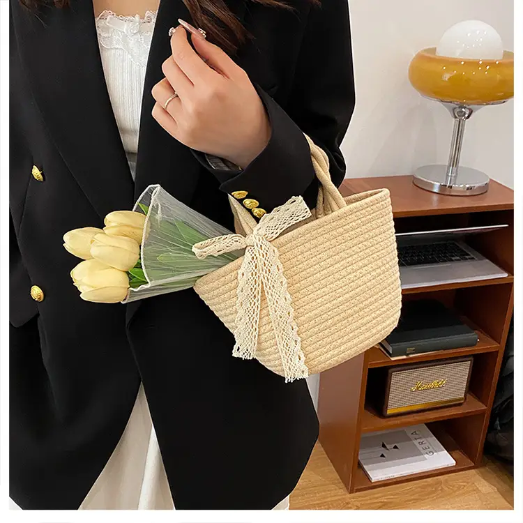 Women Straw Woven Vegetable Basket Handmade Bag — feature 12