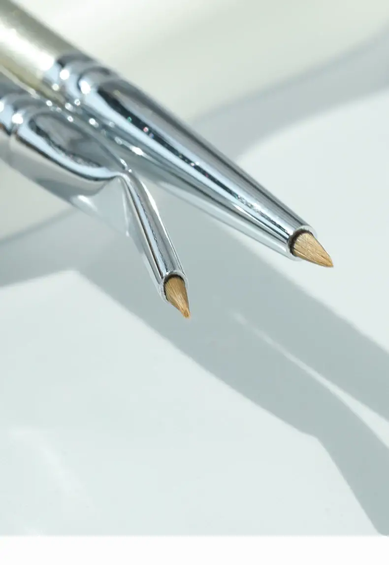 Gold Plated Eyeliner Brush 367 Fine Precision β feature 10