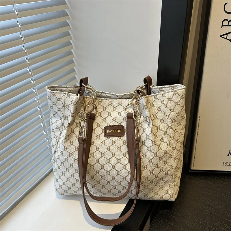Vintage Monogram Shoulder Bag for Women Large Capacity - Image 6