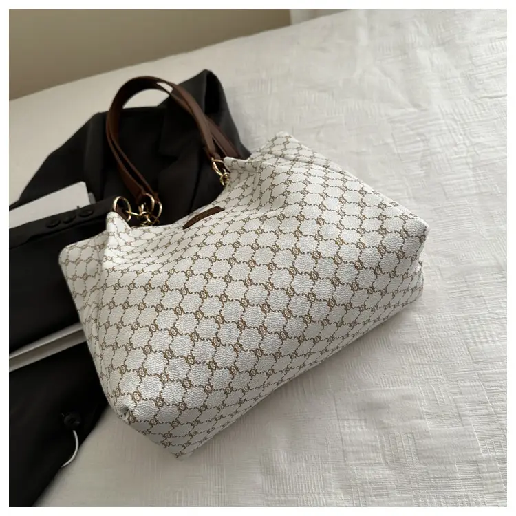 Vintage Monogram Shoulder Bag for Women Large Capacity — feature 7