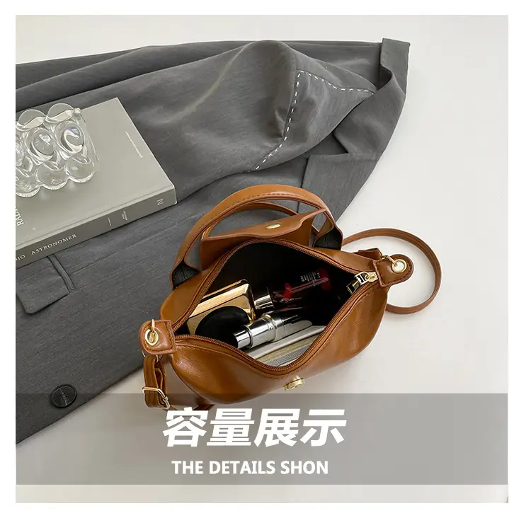 White Crossbody Bag for Women Spring 2025 — feature 8