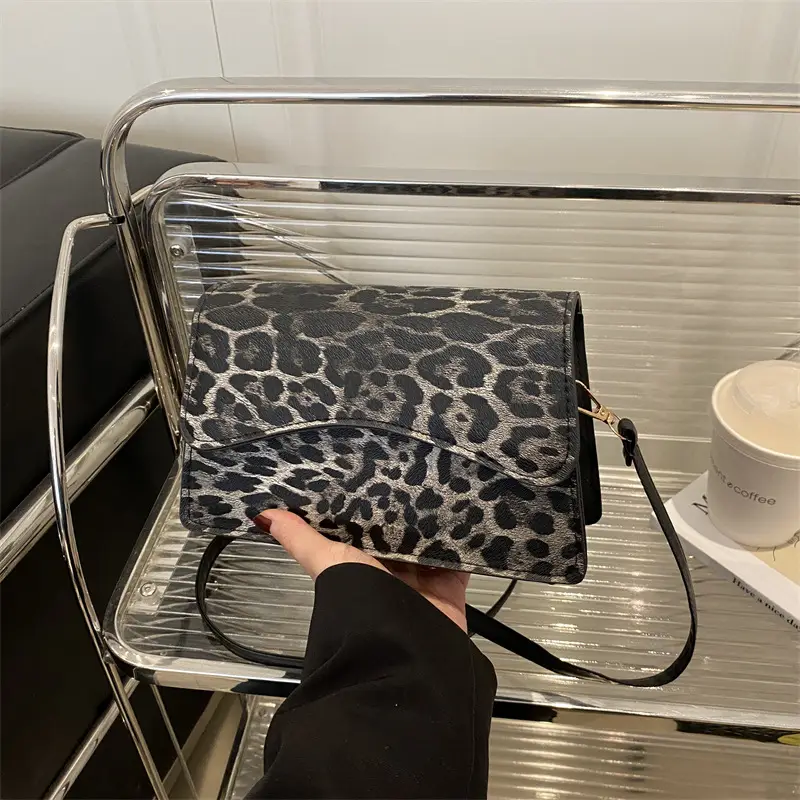 Leopard Print Shoulder Bag for Women Spring 2025 - Image 7