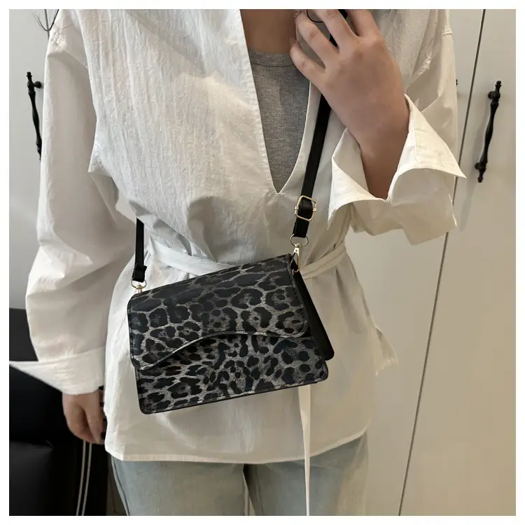 Leopard Print Shoulder Bag for Women Spring 2025 — feature 19