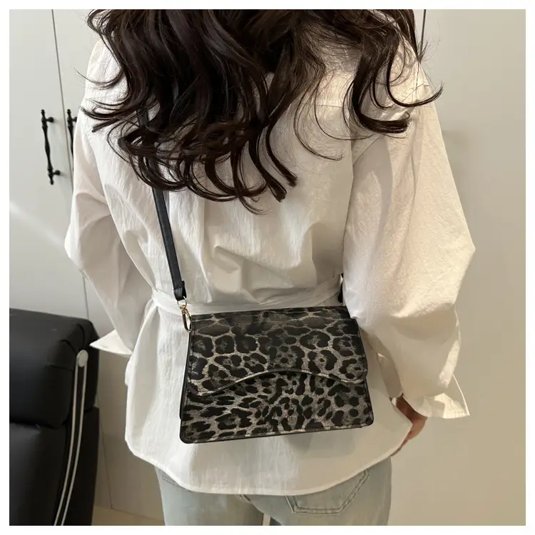 Leopard Print Shoulder Bag for Women Spring 2025 — feature 20